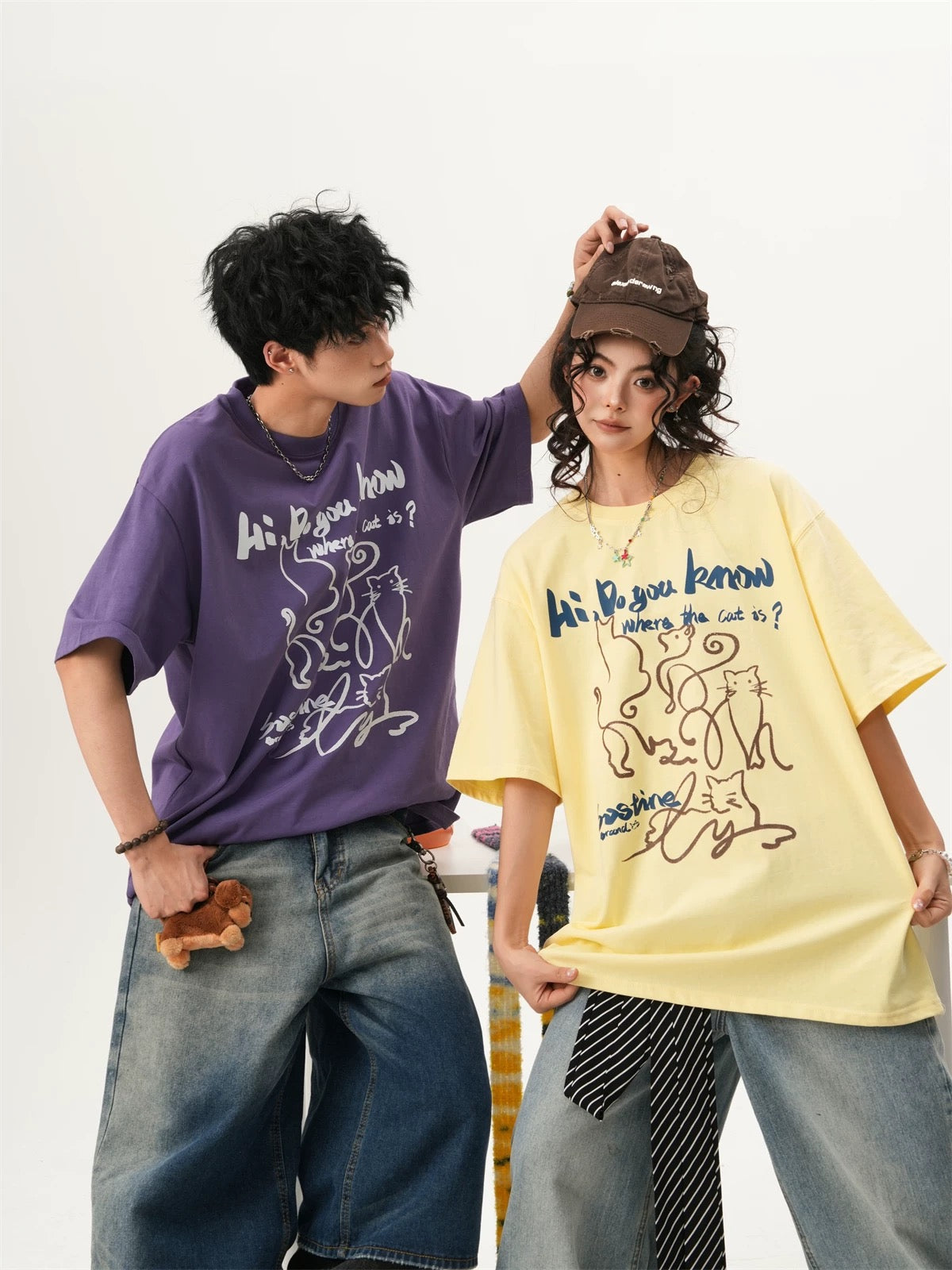 Unisex Hand-Painted Cat Graffiti T-shirt