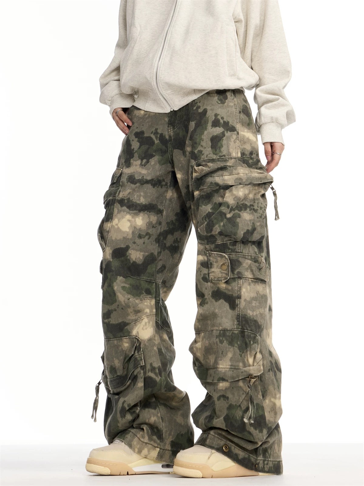 Retro Camo Loose Cargo Pants