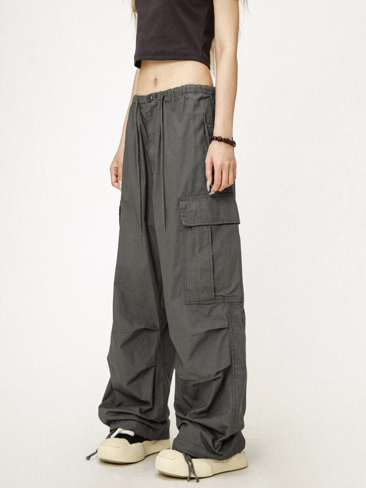 Women's Mid-Rise Straight-Leg Cargo Pants