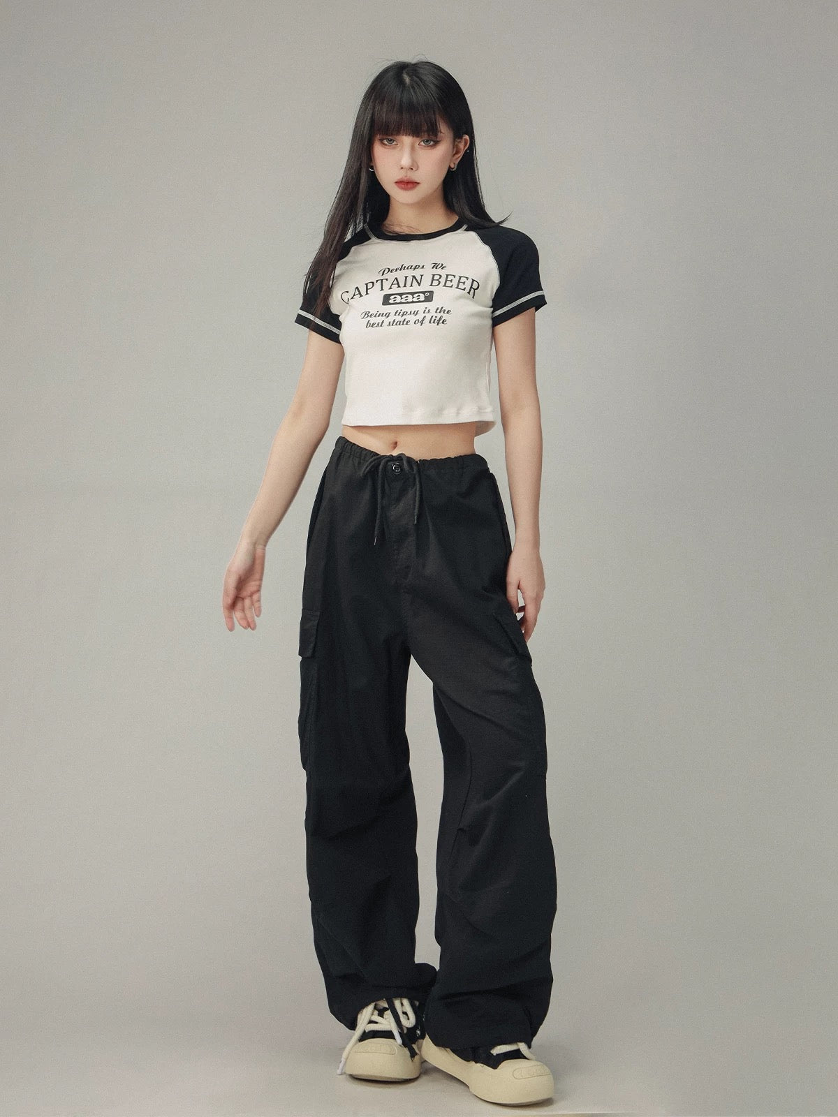 Women's Mid-Rise Straight-Leg Cargo Pants