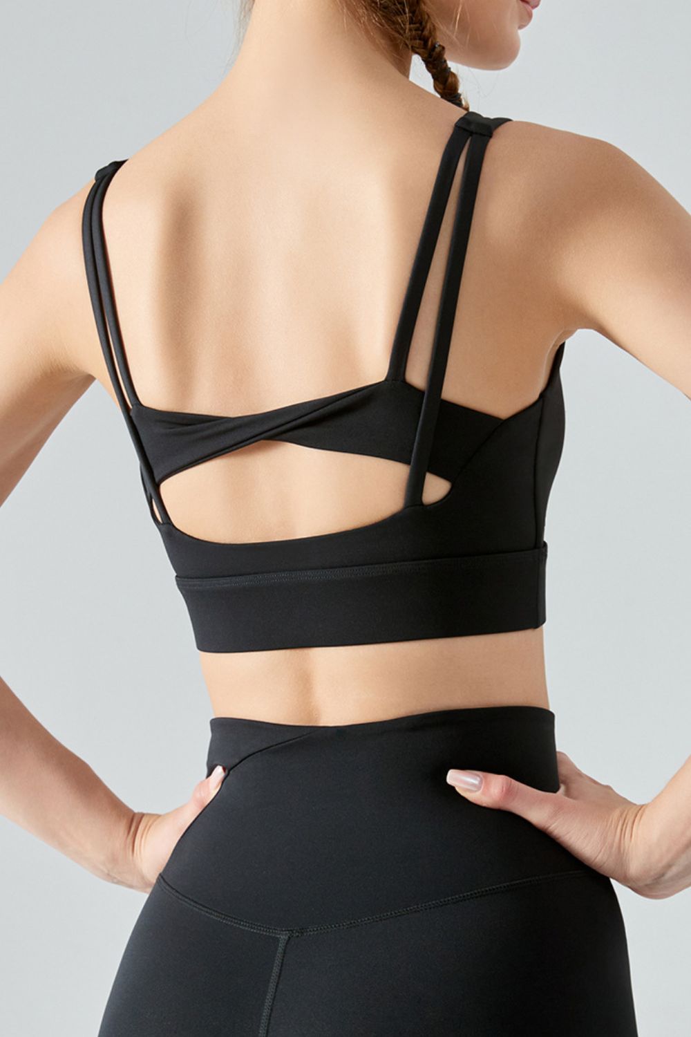 Faux Layered Twist Back Cutout Sports Bra Trendsi