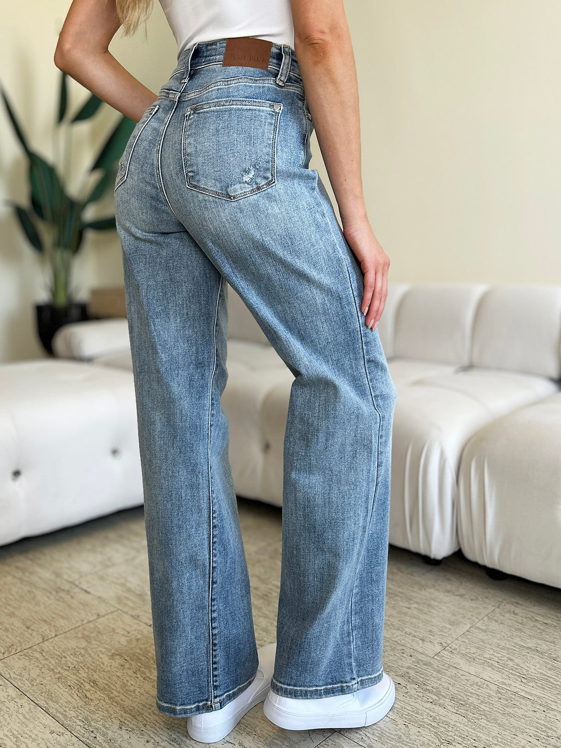 Judy Blue Full Size High Waist Straight Jeans - bllue yonders