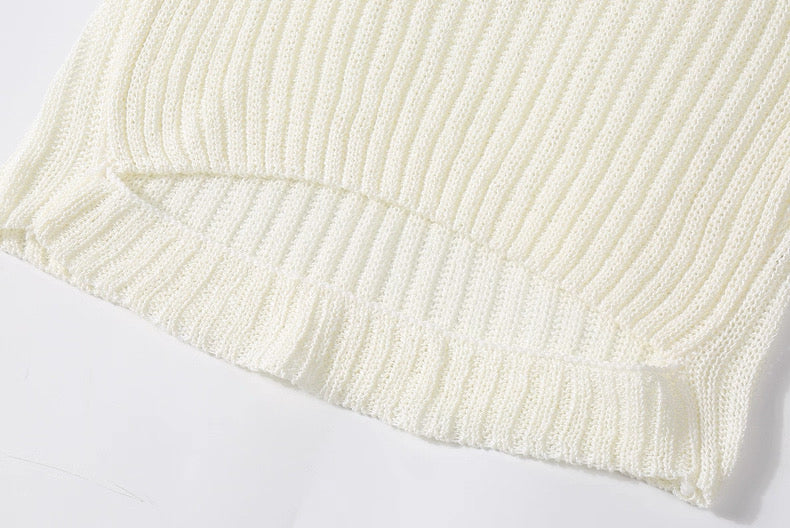 Chic Knitted Button Crop Top
