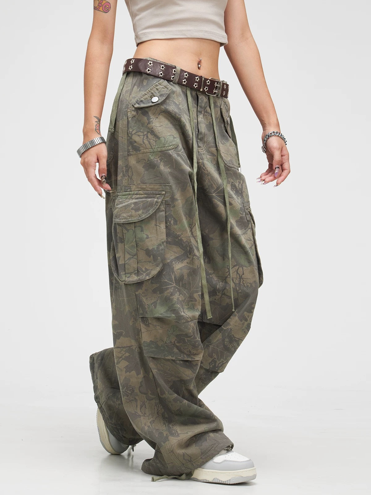 Women's Wide-Leg Cargo Overalls – High-Waist Camouflage Pants