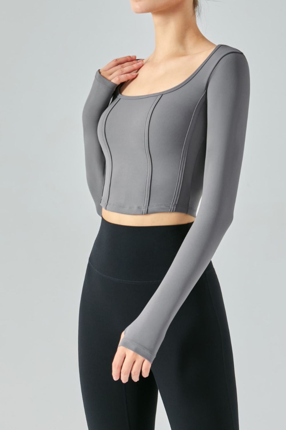 Seam Detail Thumbhole Sleeve Cropped Sports Top Trendsi