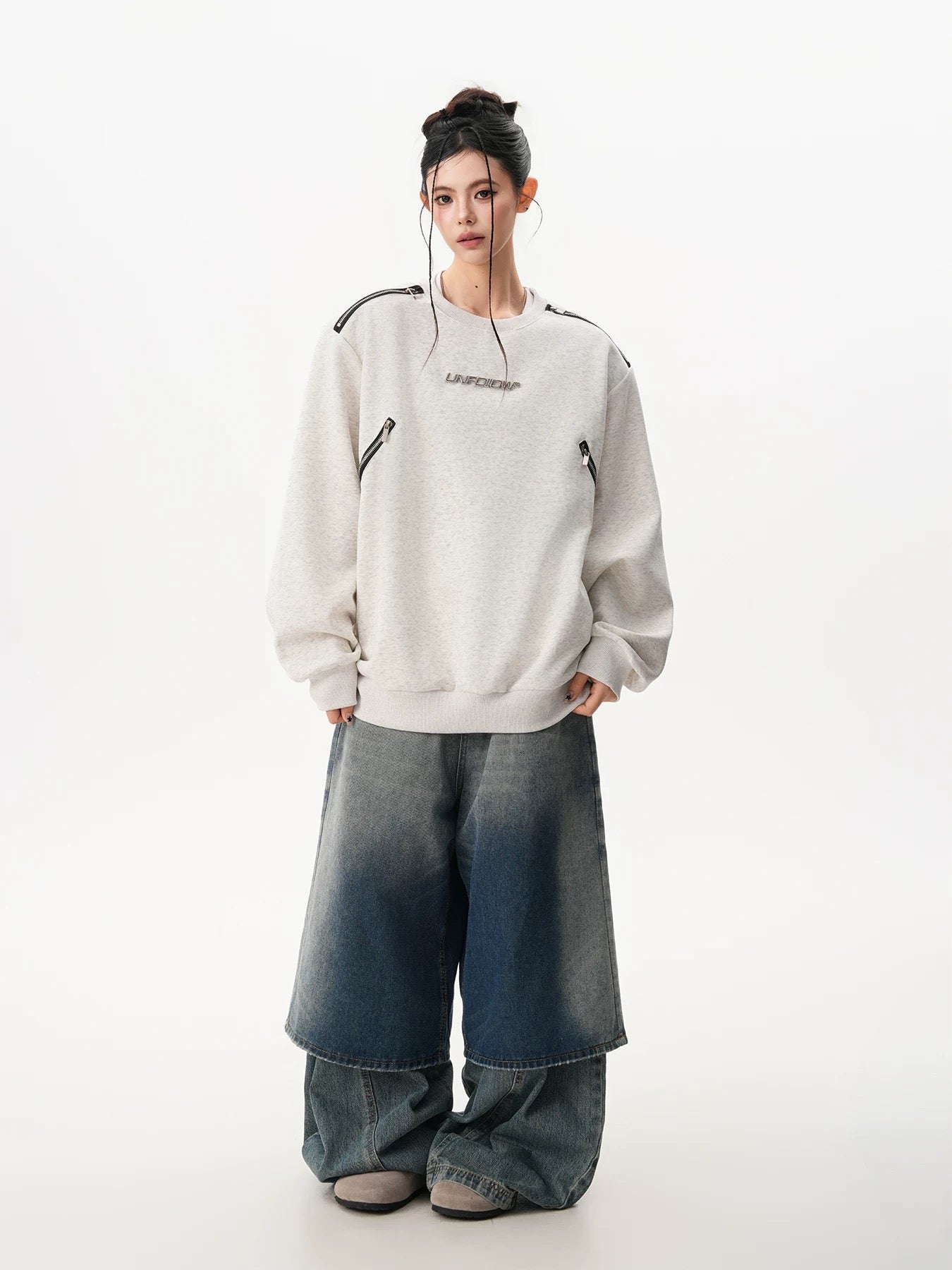 Urban Zippered Streetwear Sweatshirt