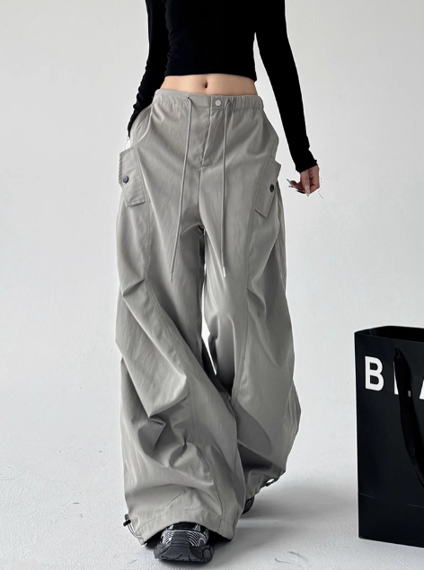 Stylish High-Waist Wide-Leg Cargo Pants