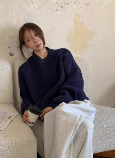 Title: Loose Fit Hooded Sweater & Lounge Pants Set for Women – Warm, Cozy, Casual Outfit for Fall/Winter 2024