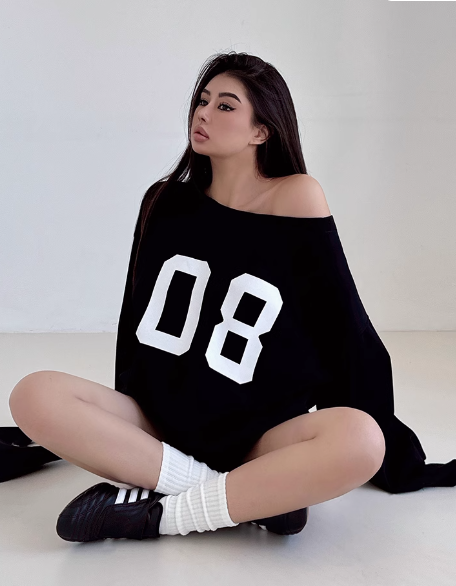 Graphic Oversized Hooded Sweatshirt Women