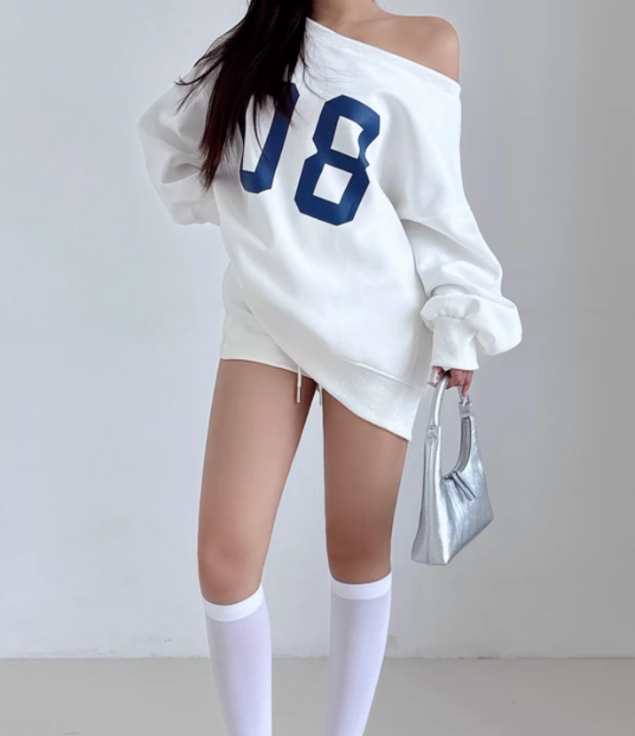 Graphic Oversized Hooded Sweatshirt Women