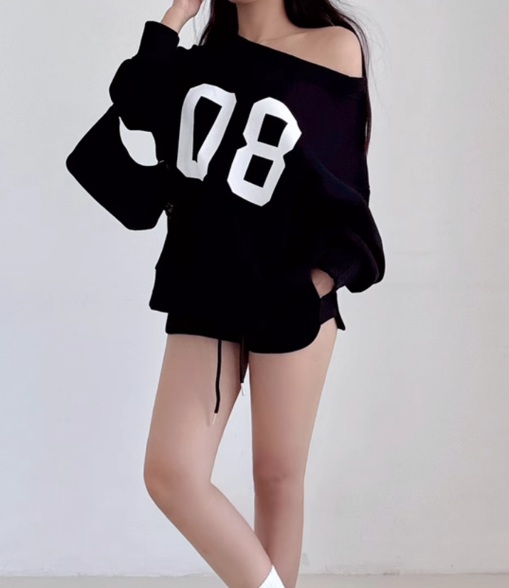 Graphic Oversized Hooded Sweatshirt Women