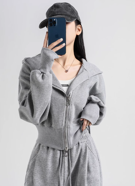 Batwing Sleeve Cropped Zipped Hoodie for woman