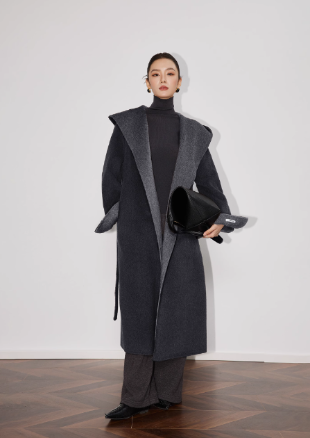 Women's Retro Hooded Wool Coat | Elegant Long Overcoat